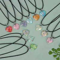 5 pairs of luminous resin heart-shaped pendant necklaces with leather strings, suitable for holiday gifts and DIY jewelry making