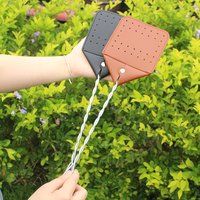 Sturdy leather fly swatter for indoor use Long heavy duty wire fly swatter, durable fly swatter for outdoor use