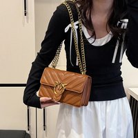 2026 New Versatile Small Square Bag Quilted Chain Swallow Bag Fashionable Stylish Shoulder Crossbody Bag