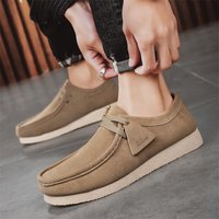 Men's Lightweight Casual Shoes One pair of men's spring/summer outdoor casual running shoes Sizes 39 to 47