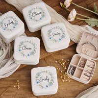 Custom Name Floral Wreath Jewelry Box - Custom Bridesmaid Gift with Zipper Closure, Soft Fabric-Lined Interior, Compact Travel