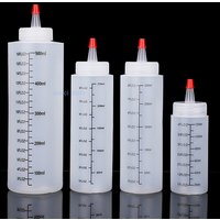 Plastic Volumetric Flask,Needle-Nosed with Scale Squeeze Volumetric Measuring Flask Bottle, With Leak-Proof,for Lab Science 1Pcs