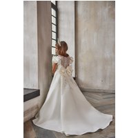 Satin Flower Girl Dress White Applique Lace for Wedding Neck Todder Puffy Princess Evening Party First Communion Ball Gown