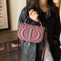 Minimalist Elegant Tote Bag And Popular Vintage Diaper Bags For Women Luxury Large Capacity Messenger