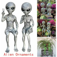 Outdoor Space Alien Ornaments Garden Resin Statue Figurine Home Decoration Gift Garden Yard Decoration Outdoor Miniatures