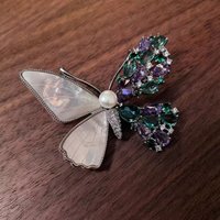 Fashion Rhinestone Butterfly Brooches For Women Elegant Luxury Crystal Pearl Butterfly Brooch Suit Dress Pins Party Jewelry Gift