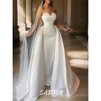 Two Pieves Women Wedding Dress with Pearls on Chest Part Strapless Bride Dresses with Detachable Train Soft Satin Bridal Gown