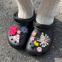 Summer Colorful Clogs Shoe Decorations Women 2026 Sequin Flower DIY Shoe Decoration Woman Fashion Letter Heart Shoe Charms Sets