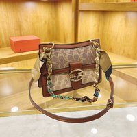 Classic Luxury Diaper Bags Women's Elegant Crossbody Bag Minimalist Designer Shoulder Bag Simple Leather Large Capacity Tote