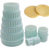 8Pcs/Set Cookie Cutters Plastic Cupcake Round Biscuit Cutters Light Green Wave Doublesided Cookie Tool DIY Cookie Dough Cutters