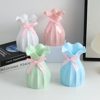 Nordic anti drop dry flower plastic vase with lotus leaf mouth and high aesthetic value Living room foyer decoration