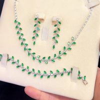 18K Gold Ladies' Fashion Cubic Zirconia Leaf Necklace Bracelet Earrings Jewelry Set Suitable for Wedding, Party, Festival Gifts