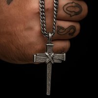 Vintage Nail Cross Necklace for Men Women Stainless Steel Retro Cross Pendant Hip Hop Religious Faith Biker Jewelry Gift