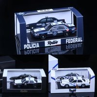 Rollin 1:64 Toyota Victoria Crown CV Cast Alloy Car Model - A gift for friends on special occasions, an adult collection piece.