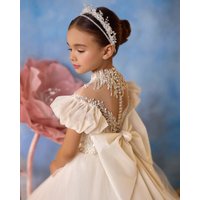White Flower Girl Dresses For Wedding With Bow Lace Appliques Floor Length Baby Girl Birthday Dresses For Photoshoot Customized