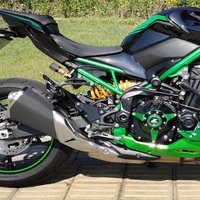 Z900 Carbon Fiber Motorcycle Accessories Footrest Heel Guard Cover For KAWASAKI Z900 2017-2023 Rearsets Foot Rest Peg Protector