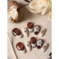 10Pcs Press on Nails Short Brown Cat Eyes French Style Fake Nails Includes 1 Sheet Adhesive Tabs & 1 Pc Mini File