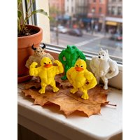 1/5 Pieces - 3D Printed Muscle Animal Figurines, Including Muscle Duck, Muscle Frog, Muscle Dog, Made of Muscle Plastic Material, New Year Gifts, Quirky Birthday Gifts, Desktop Decoration Figurines,