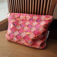Red grid fashionable large-capacity zipper cosmetic bag birthday gift New Year gift female storage bag travel toilet bag