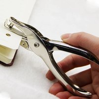 Single Hole Punch 8 Sheet Capacity 6mm Diameter Hole Puncher Hand Paper Scrapbooking Punches for Home Office School Supplies