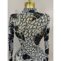 2025 Luxury Sparkly Diamonds Shell Long Sleeve Stretch Bodysuits Women Evening Birthday Party Sexy Nightclub DJ Stage Costumes