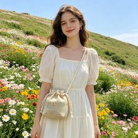 Sweet and Premium Beach Grass Woven Mini Bucket Bag Drawstring Design Single Shoulder Diagonal Crossbag Used for Vacation Travel