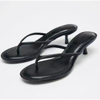 2026 New Brand Fashion Clip Toe Low Heel Women Slippers Ladies Elegant Beach Vacation Dress Slides Concise Summer Shoes