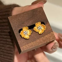 Elegant retro diamond studded brushed small flower earings stud court style gentle classic earrings for women charm jewelry