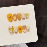 10Pcs Short Oval Handmade Press On Nails 3D Carved False Nails With Orange Blossom Design Gold Velvet Cat's Eye Artificial Nails