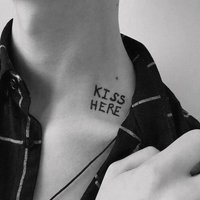 Lasting KISS HERE Letter Fake Tattoo for Woman Man Neck Art Tattoo Sticker Sexy Temporary Tattoos Waterproof Tatuajes Temporales