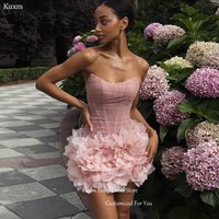 Robe de cocktail rose élégante Kuxm, sans bretelles, dos nu, mini, au-dessus du genou, robes de soirée, fleurs 3D, sans manches, robes de bal personnalisées