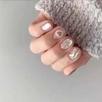 10Pcs Short Round Fake Nails with Champagne Little Heart Cat Eye Fingertips Lovely Wave Pattern New Style Acrylic Nails for Girl