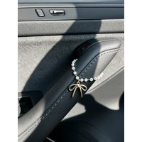 New Sparkling Rhinestone Bow Chain, Car Steering Wheel Decoration, Exquisite And Elegant, Ladies' Car Interior Decoration Unique