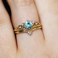 Huitan 2Pcs/Set Women Rings Simple Elegant Design Accessories Inlaid Bright CZ Fashion Chic Jewelry for Wedding Engagement Party