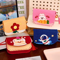 ✔Cute Felt Felt Bag Making Kit Crafts Art Sewing Toy Crossbody Bag Kindergarten Cartoon Handmade Bag