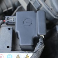 For Honda HRV HR-V 2014 2015 2016 2017 2018Car Battery Negative Clamp Terminal Cover Electrode ABS Accessories