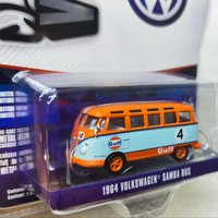 1:64 V-Dub Series 16-1964 Samba Bus Gulf Oil # 4 36070-B Advanced Car Model