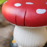 Fungus Garden Stool Weather Resistant Resin Fungus Seat Hand-Painted Look Bright Colors for Outdoor