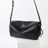 2026 neue Mode Kissen Taschen Für Frauen Luxus Designer Leder Handtasche Geldbörse Umhängetaschen Coole Gold Schnalle Platz Taschen Dame
