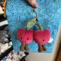 Cotton cat plush toy, marshmallow design, two-tone, cute and soft, two cherries, keychain, bag charm, accessory, wristlet