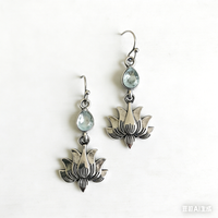 Vintage Lotus Droplet Pendant Earrings for Women, Anti Allergy Bohemian Style Accessories, New Chinese Luxury, Daily Commuting