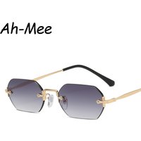 Hiking Small Square Rimless Anti Light Glasses Women Polygon Grey Gradient Sun Glasses Summer Style Female Eyewear UV400