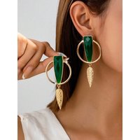 A Pair of European and American Trendy, Sexy, Fashionable, Casual, and Versatile Women's Earrings