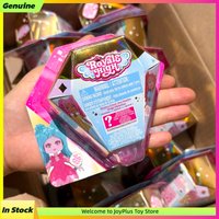 Royale High Mystery Friend Blind Box Trendy Collectible Mini Figurine Doll Fashion Surprise Toy Desktop Display Girls Collectors