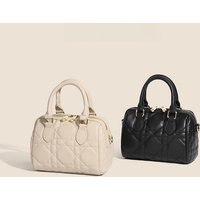 Elegant White Leather Diamond Pattern Shoulder Crossbody Bag Women's Handbag Commuter Style Zipper Closure Medium Hardness