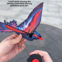 Creative Remote Control Bird Toy Lifelike Drone for Children Friends Cute Gift Idea Electronic Glowing Stress Relief Inflatable