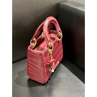 Ciyah Elegant Red Crocodile Pattern Handbag Versatile Crossbody Bag for Women Casual Chic Style Detachable Shoulder Strap