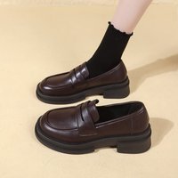 2026 Neue japanische College-Studentenschuhe im Cosplay-Lolita-Stil für Damen/Mädchen – Modische schwarze/kaffeebraune Uniform-Plateau-Schuhe