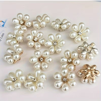 Each set contains 6 artificial pearl crystal buttons with floral decorations. DIY buttons.