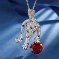 European American Retro Red Crystal Green Eyes Leopard Pendant Necklace Luxury Women Jewelry 5A Cubic Zirconia Anniversary Gift